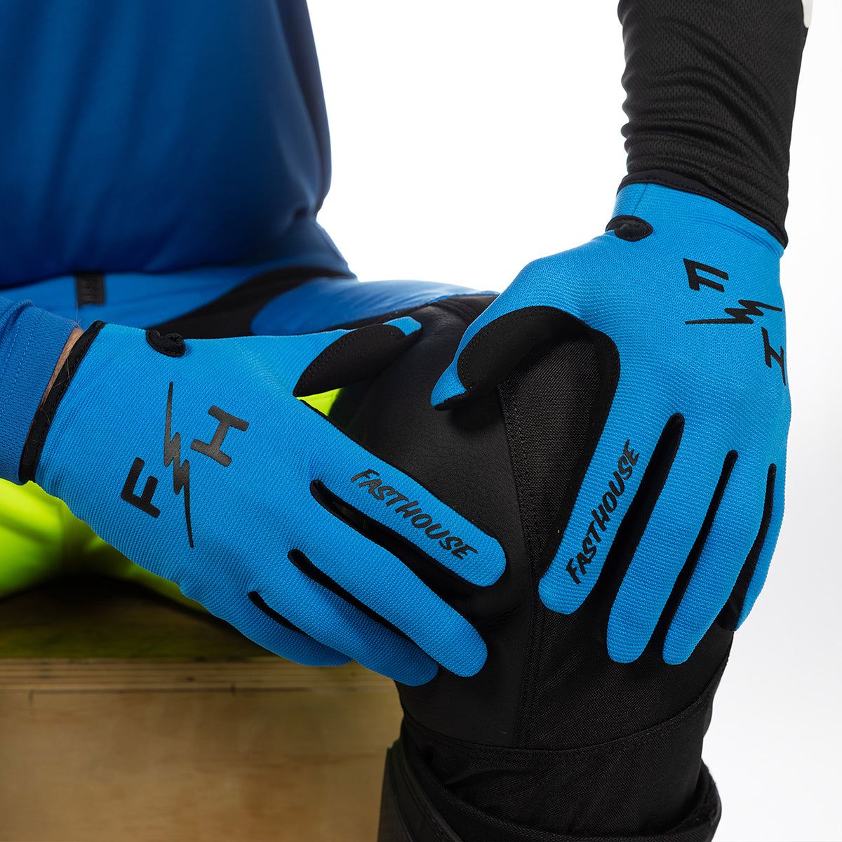 Fasthouse Carbon Eternal Youth MX Glove - Electric Blue