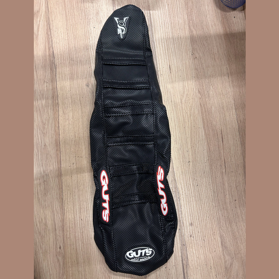 Guts Ribbed Velcro Cover Black Sides/Black Top/ Black Ribs Beta RR 2T/4T 20-25