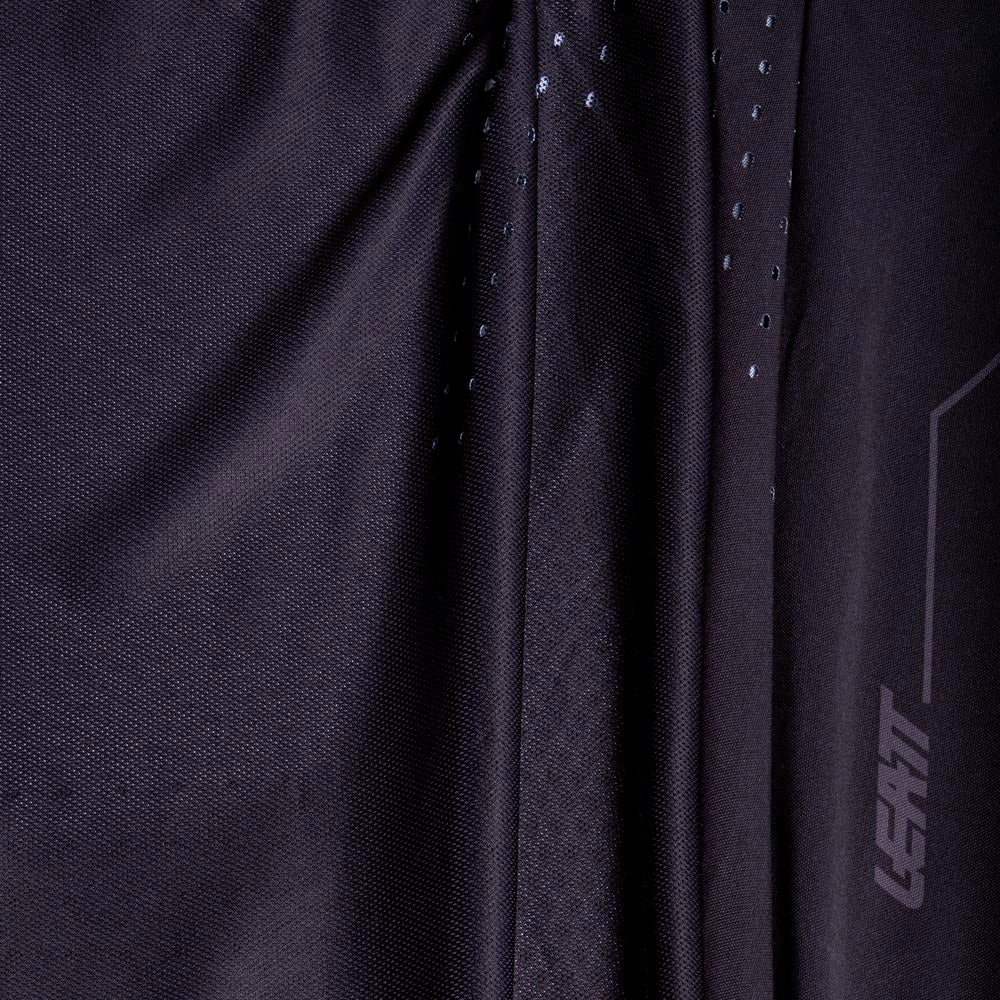 Leatt Moto 5.5 Ultraweld MX Jersey 2026 Black