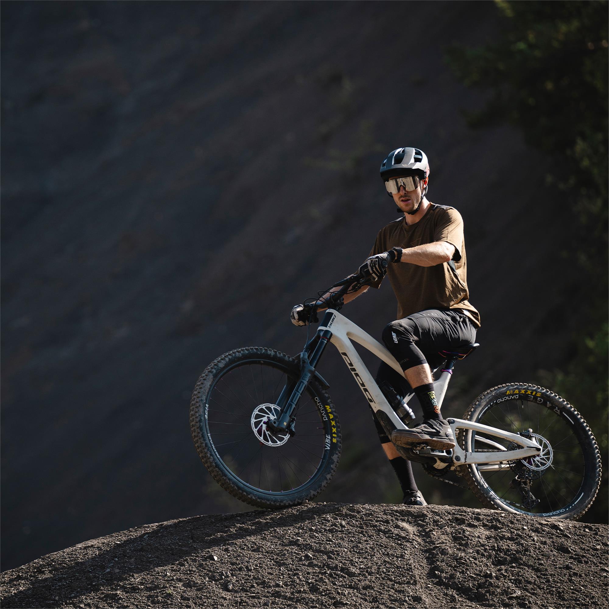 Leatt Trail 1.0 MTB Jersey Loam