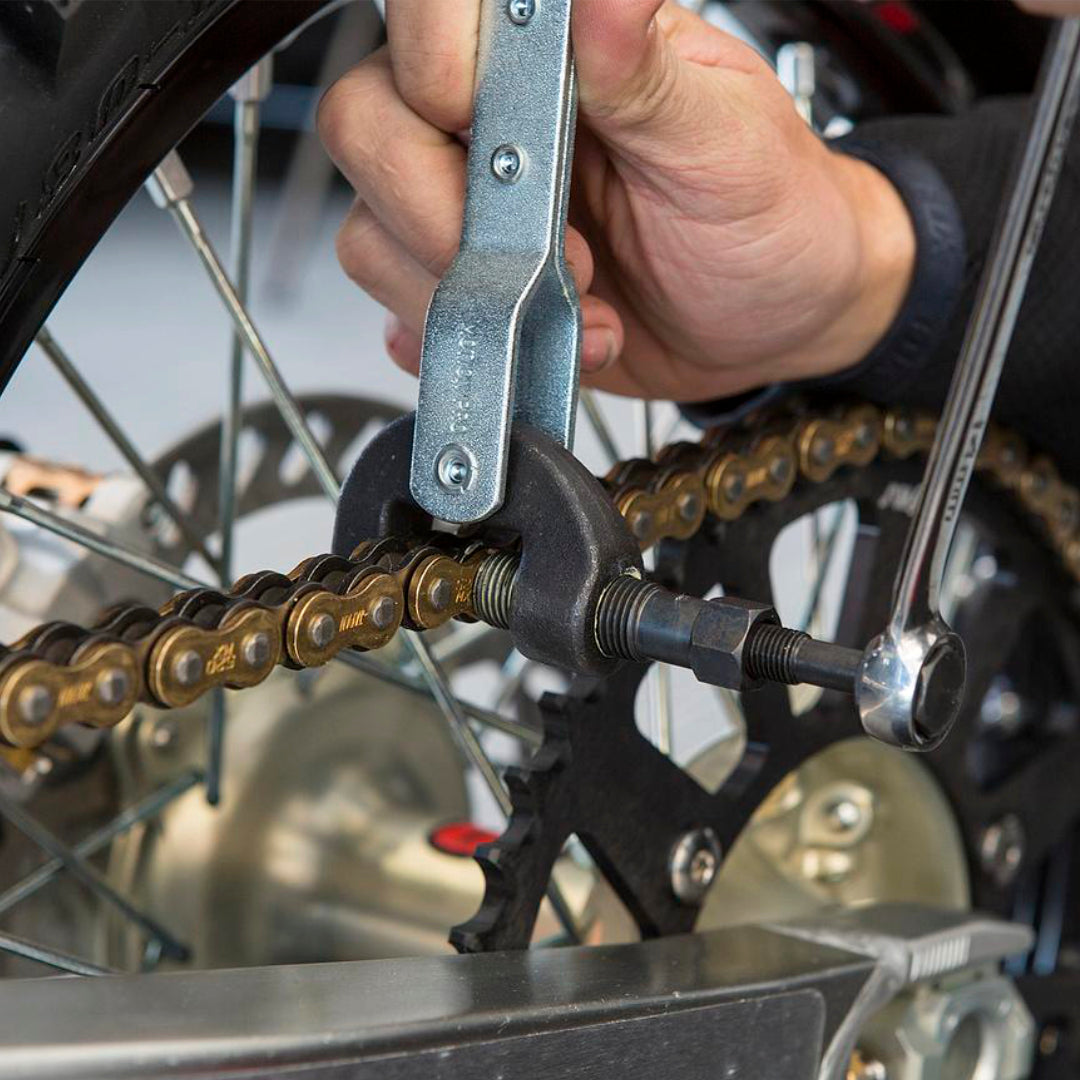 Motion Pro Chain Breaker