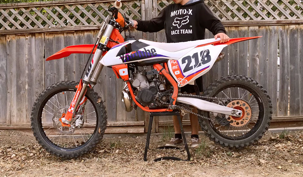 How to Use a Motocross Bike Stand