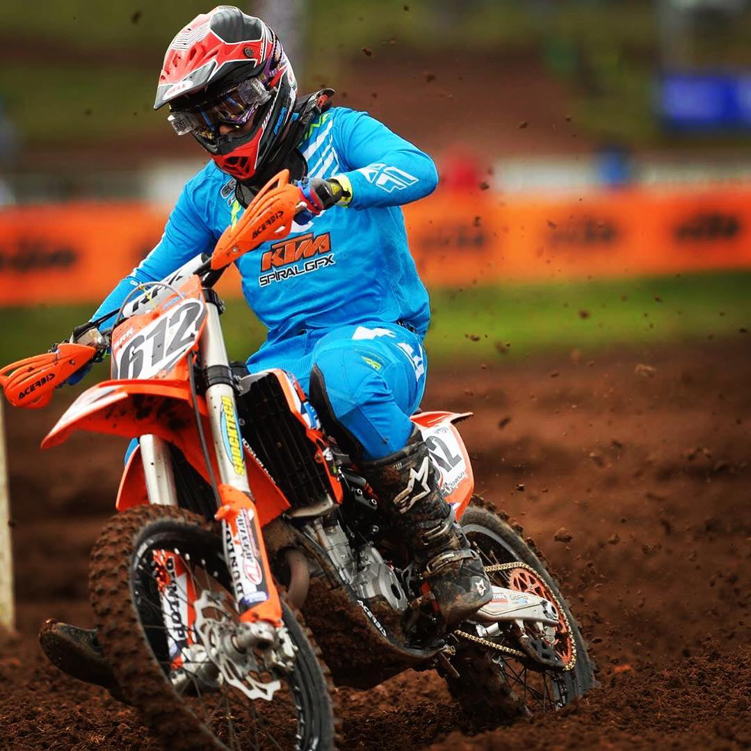 The Essential MX Helmet Buying Guide: How to Measure, Fit, Choose and Buy the Right MX Helmet