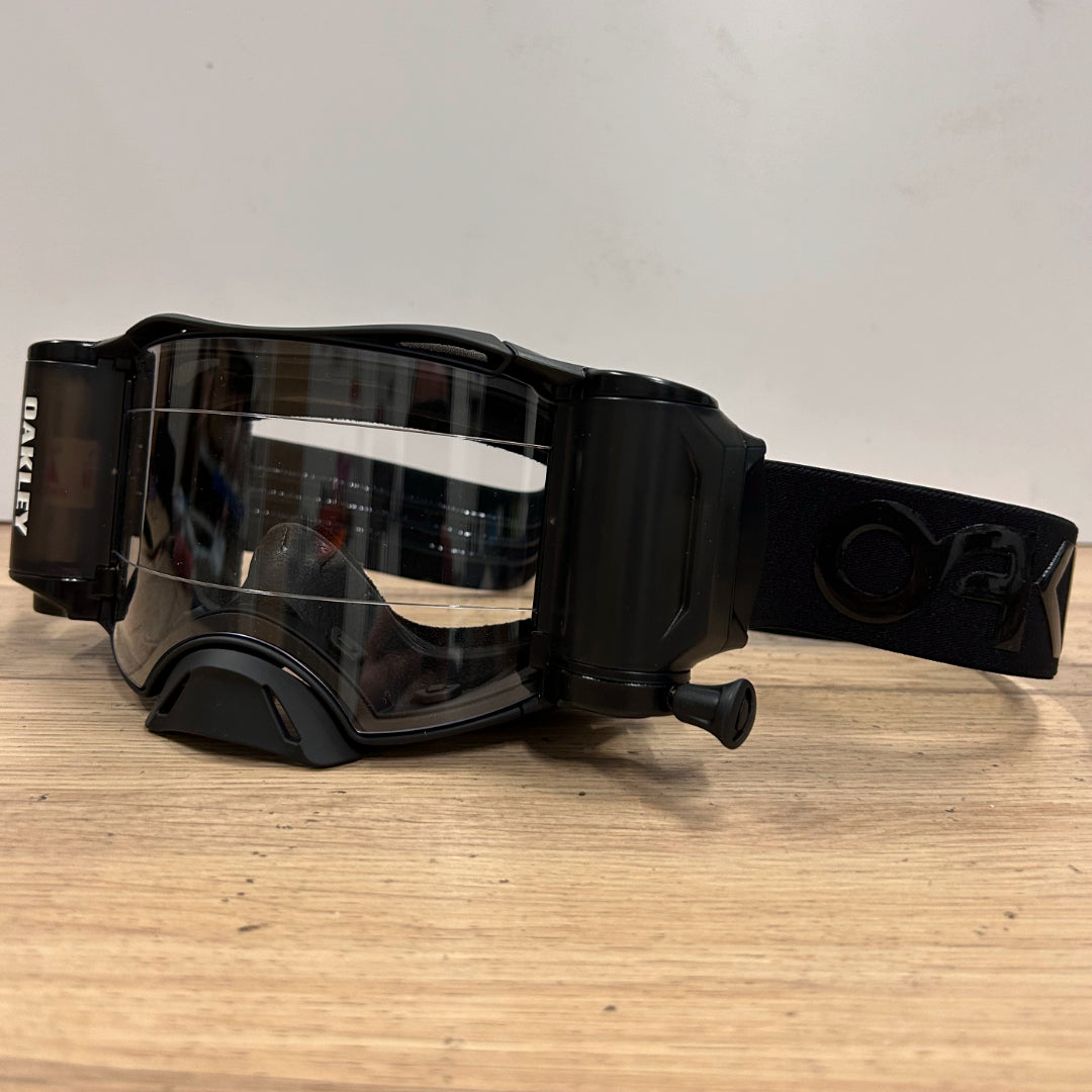 Oakley Airbrake MX Roll Off Goggle Blackout - Clear Lens