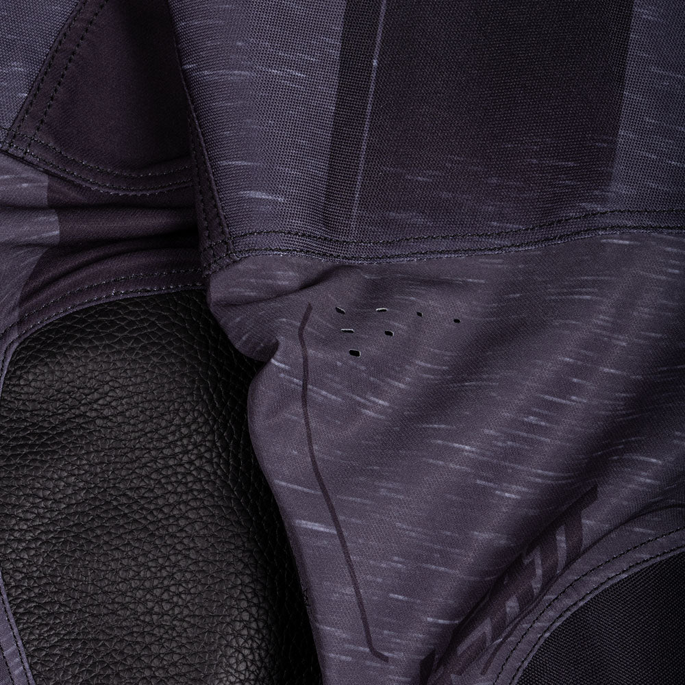 Leatt YOUTH Moto 4.5 MX Kit Combo 2026 Stealth Black/Grey